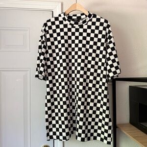 Dressed in LALA Black and White Checkered Short Sleeve Tee